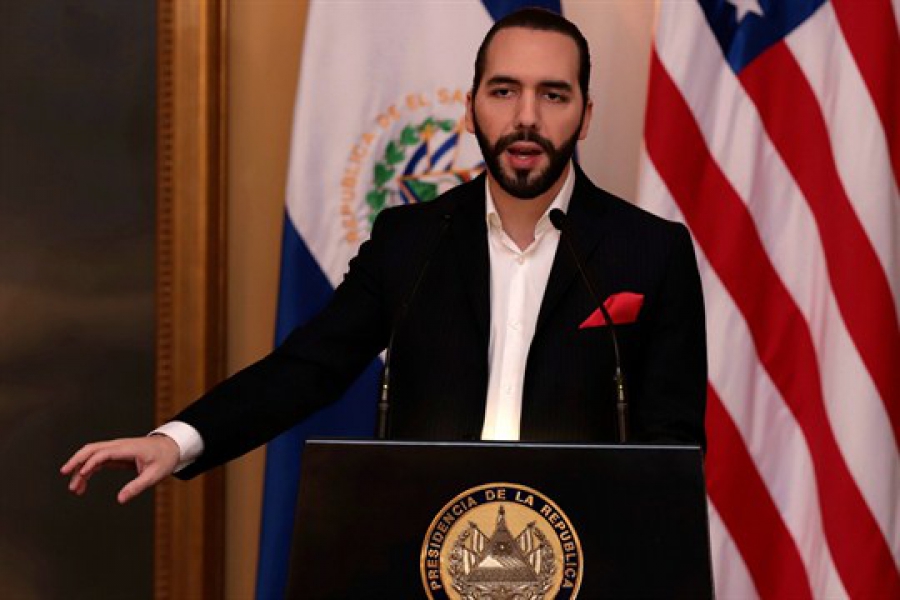 به-توصيه-نايب-بوكله-از-نگاه-کردن-مداوم-به-چارت-بيت-كوين-دست-بردارید