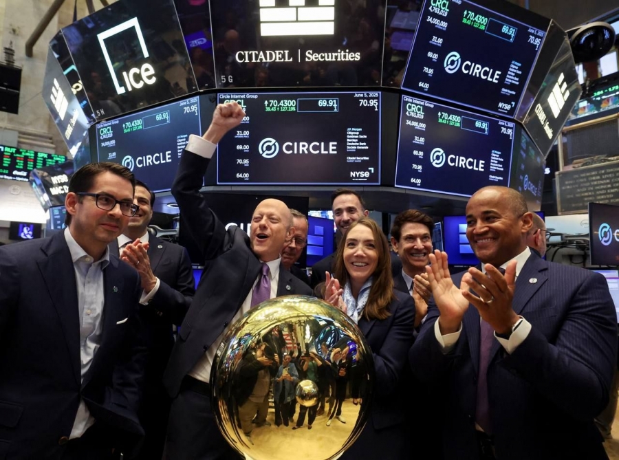 جهش-۳۰۰٪-سهام-circle-در-عرضه-اولیه؛-پیشی‌گرفتن-از-meta-و-airbnb